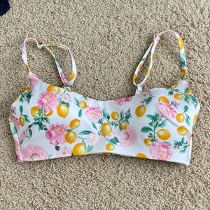 Victoria’s Secret Bikini Top Lemon Print